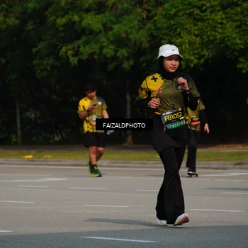 Runner Photo 6323104