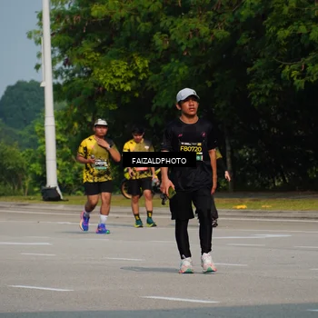 Runner Photo 6323200