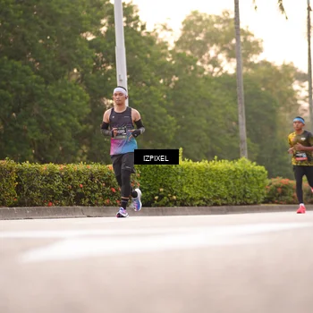 Runner Photo 6323304