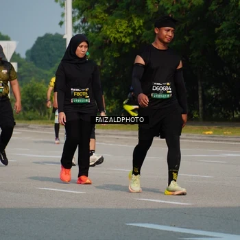 Runner Photo 6323315