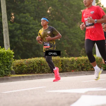 Runner Photo 6323342