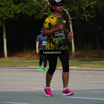 Runner Photo 6323346