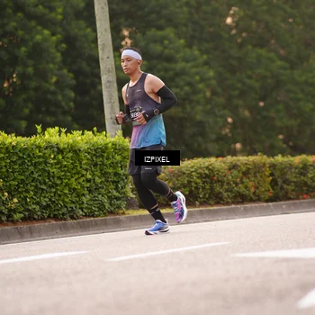 Runner Photo 6323391