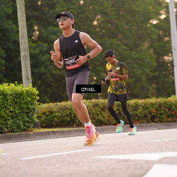 Runner Photo 6323393