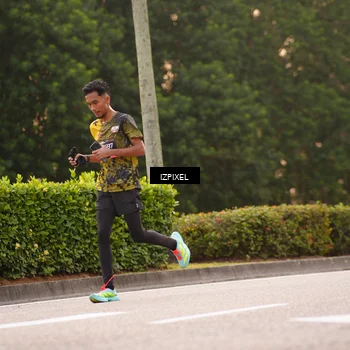 Runner Photo 6323447