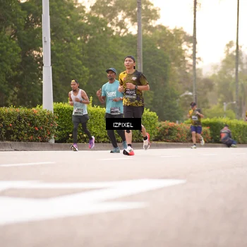 Runner Photo 6323466