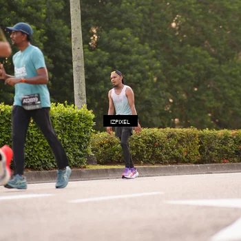 Runner Photo 6323564