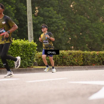 Runner Photo 6323664