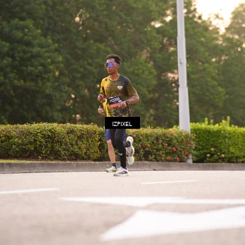 Runner Photo 6323687