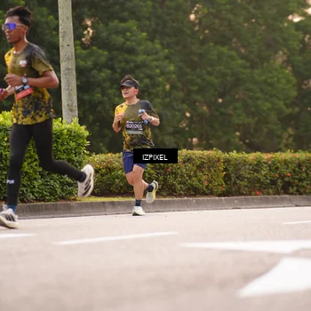 Runner Photo 6323692