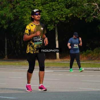 Runner Photo 6323731