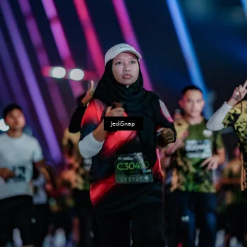 Runner Photo 6323764