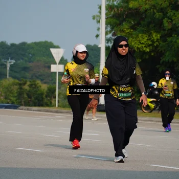 Runner Photo 6323798