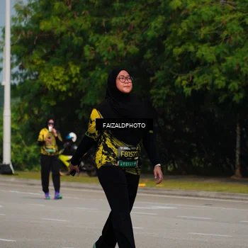 Runner Photo 6323810