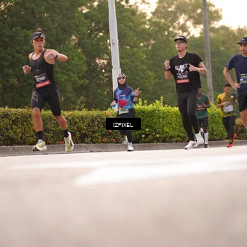 Runner Photo 6323879