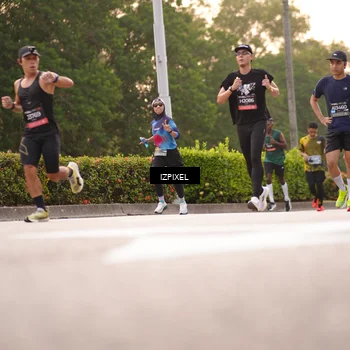 Runner Photo 6324050
