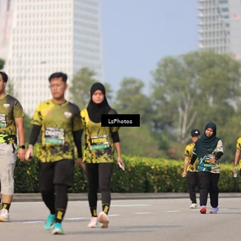 Runner Photo 6324063