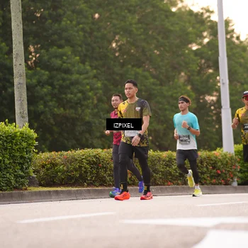 Runner Photo 6324268