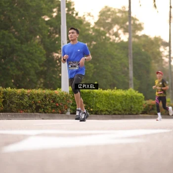 Runner Photo 6324475