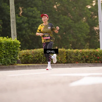 Runner Photo 6324691
