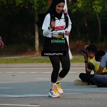 Runner Photo 6324792