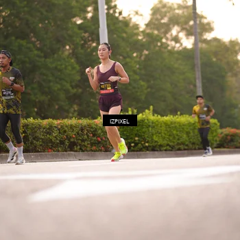 Runner Photo 6324841