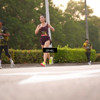 Runner Photo 6324859