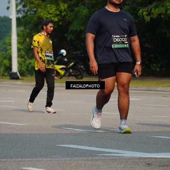 Runner Photo 6324945
