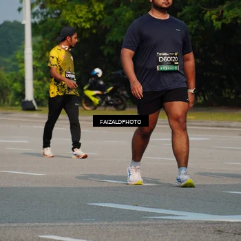 Runner Photo 6324972