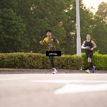 Runner Photo 6325018