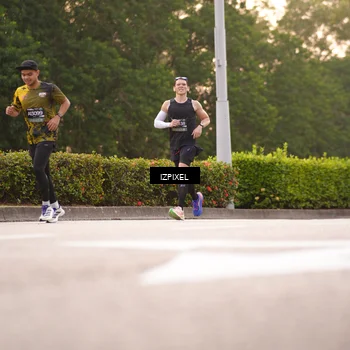 Runner Photo 6325042