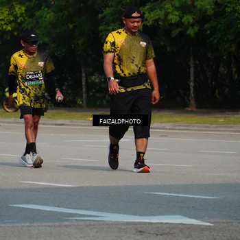 Runner Photo 6325045