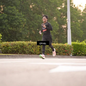 Runner Photo 6325195