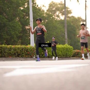Runner Photo 6325281