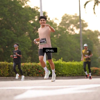 Runner Photo 6325480