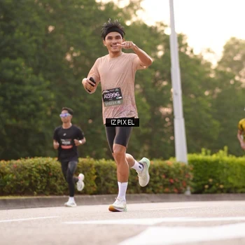 Runner Photo 6325492