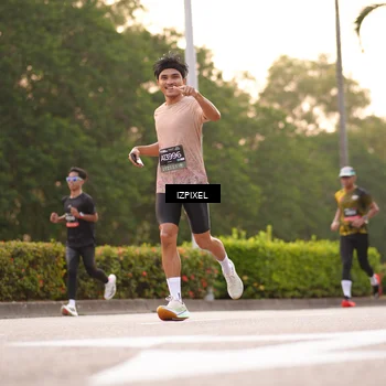 Runner Photo 6325518