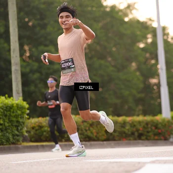 Runner Photo 6325571