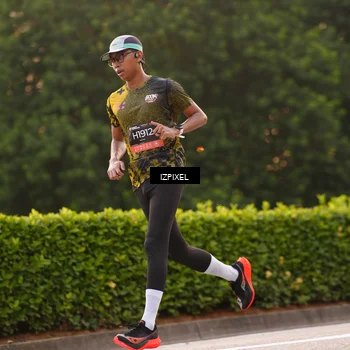 Runner Photo 6325629