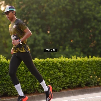 Runner Photo 6325660