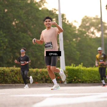 Runner Photo 6325702