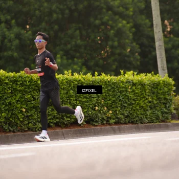Runner Photo 6325716