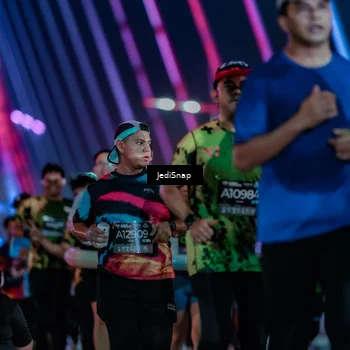 Runner Photo 6325843