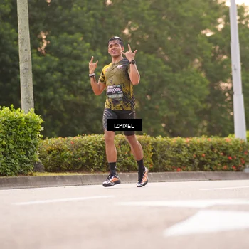 Runner Photo 6325912