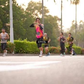 Runner Photo 6325939