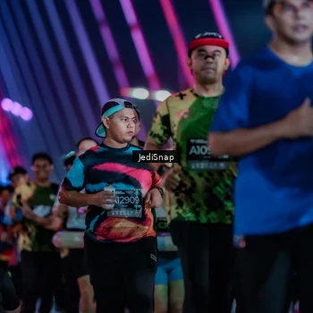 Runner Photo 6325957