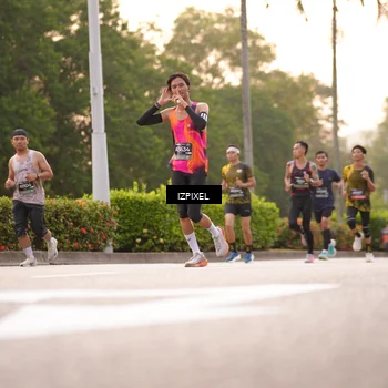 Runner Photo 6326024