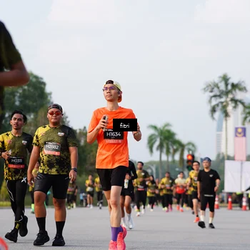 Runner Photo 6326029