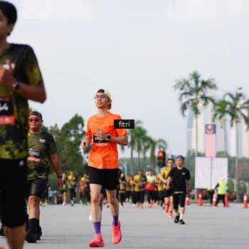 Runner Photo 6326047
