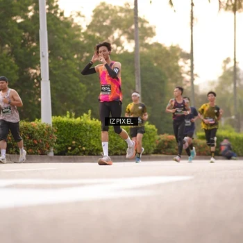Runner Photo 6326050